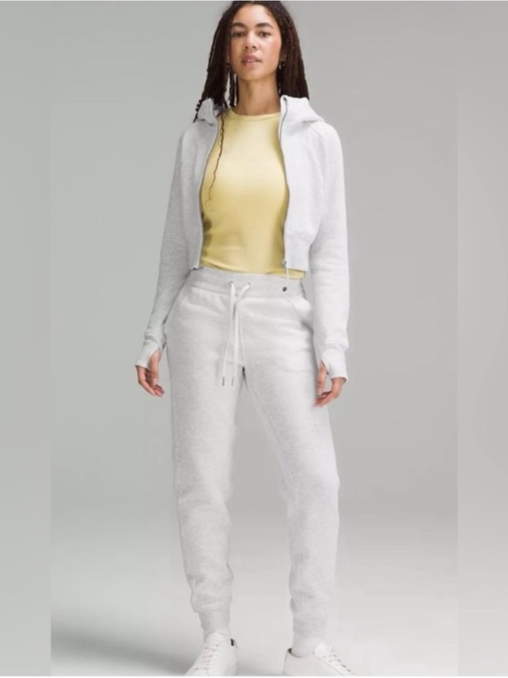 Lululemon Scuba SET Full-Zip Cropped
Hoodie  & High-Rise Jogger * full length